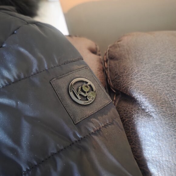 Childs Fur-Lined Hooded Kensie Girl Winter Jacket Size 4 - Picture 2 of 6